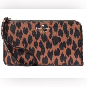 NWT Kate Spade New York Women’s Lucy Spotted Animal Print Medium L Zip Wristlet